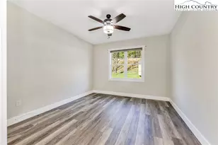 264 W Evergreen St, West Jefferson, NC 28694 - Photo 23