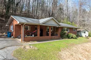 182 Owens Dr, Boone, NC 28607 - Photo 1