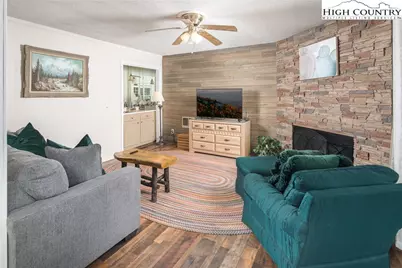 301 Pinnacle Inn Road #3115, Beech Mountain, NC 28604 - Photo 3