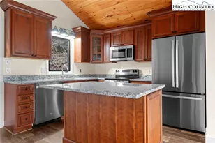 131 Hemlock Rd, Banner Elk, NC 28604 - Photo 9