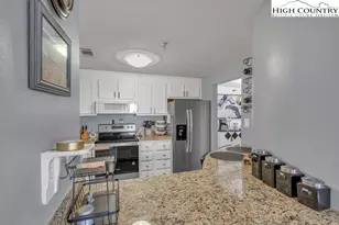 303 Sugar Top, Sugar Mountain, NC 28604 - Photo 9