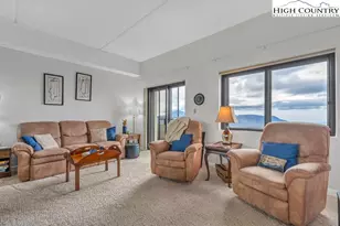 303 Sugar Top Dr, Sugar Mountain, NC 28604 - Photo 3