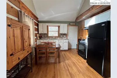 274 Kevin Creek, Fleetwood, NC 28626 - Photo 5