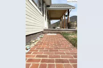 2742 Hwy 268 Highway, Lenoir, NC 28645 - Photo 11