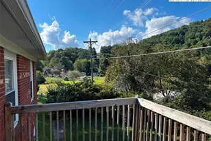 210 Howard's Creek Rd, Boone, NC 28607 - Photo 15