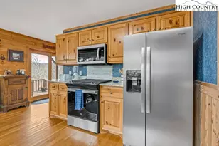 883 Wagon Ridge Ln, Ferguson, NC 28624 - Photo 9