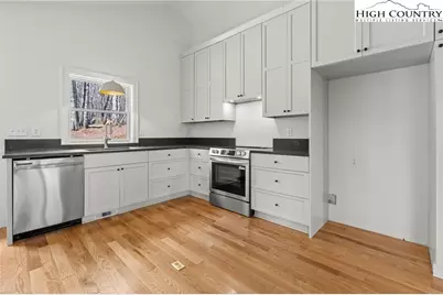 202 Chinkapin Ridge, Seven Devils, NC 28604 - Photo 3