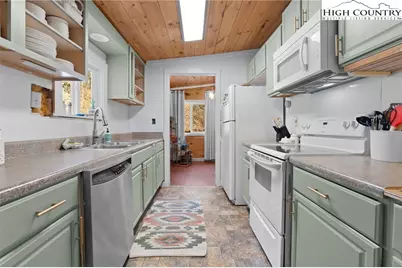 170 Rourke Ridge Road, Deep Gap, NC 28618 - Photo 9