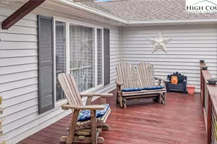 237 Valleyview Dr, Jefferson, NC 28640 - Photo 7