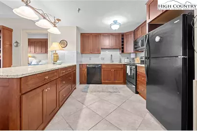 303 Sugar Top Drive #2122, Sugar Mountain, NC 28604 - Photo 11