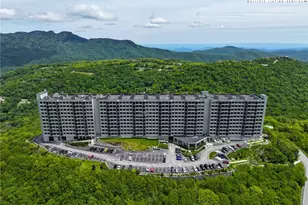 303 Sugar Top Dr, Sugar Mountain, NC 28604 - Photo 33