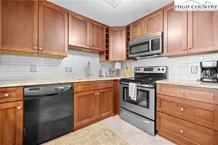 303 Sugar Top Dr, Sugar Mountain, NC 28604 - Photo 13