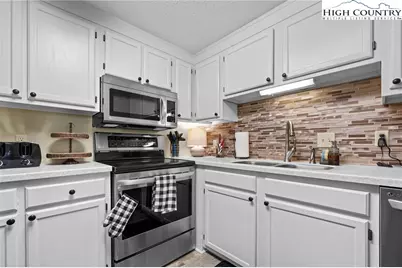 303 Sugar Top Drive #2617, Sugar Mountain, NC 28604 - Photo 11