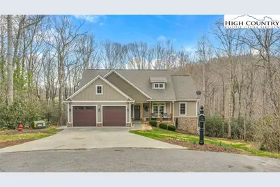 362 Fairway Oaks Drive, West Jefferson, NC 28694 - Photo 3