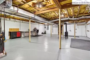 219 Catawba Dr, Marion, NC 28752 - Photo 43