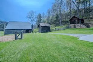 150 Wm Hardy Mast Rd, Sugar Grove, NC 28679 - Photo 31