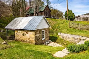150 Wm Hardy Mast Rd, Sugar Grove, NC 28679 - Photo 41