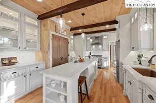 457 Autumn Leaf Wy, Crumpler, NC 28617 - Photo 17