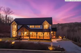 457 Autumn Leaf Wy, Crumpler, NC 28617 - Photo 11