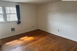 633 Cranberry St, Newland, NC 28657 - Photo 7