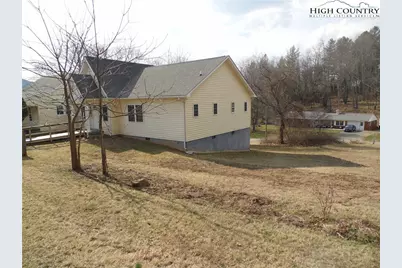 232 Riverview Drive, Sparta, NC 28675 - Photo 37