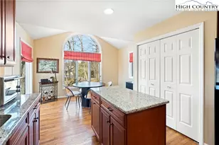 117 Sorrento Park Dr, Blowing Rock, NC 28605 - Photo 13