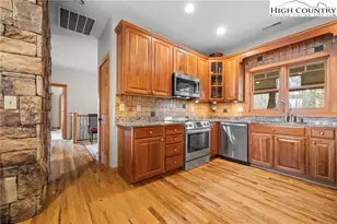 1690 Evergreen, Boone, NC 28607 - Photo 15
