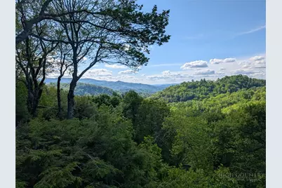 1690 Evergreen, Boone, NC 28607 - Photo 7