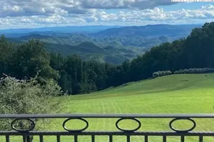 733 Dogwood Ln, Blowing Rock, NC 28605 - Photo 7