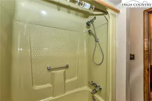 115 Old Obids Rd, West Jefferson, NC 28694 - Photo 33