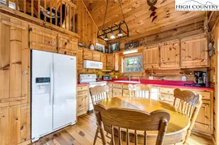 461 E Hidden Mountain Ln, Crumpler, NC 28617 - Photo 9