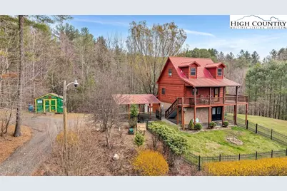 461 E Hidden Mountain Lane, Crumpler, NC 28617 - Photo 7