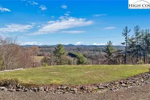 619 Falcon Ridge Dr, West Jefferson, NC 28694 - Photo 9