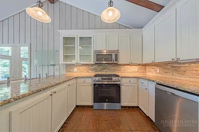 442 Country Club Road, Glade Valley, NC 28627 - Photo 9