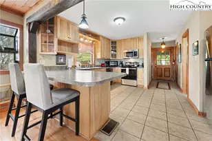 173 Chipmunk Ln, Blowing Rock, NC 28605 - Photo 11