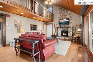 173 Chipmunk Ln, Blowing Rock, NC 28605 - Photo 7