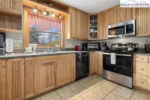 173 Chipmunk Ln, Blowing Rock, NC 28605 - Photo 13