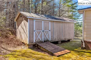 165 Foggy Ridge Dr, West Jefferson, NC 28694 - Photo 13