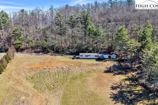 165 Foggy Ridge Dr, West Jefferson, NC 28694 - Photo 5