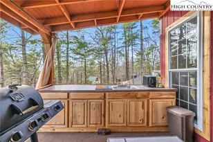 871 Lower Nettle Knob Rd, West Jefferson, NC 28694 - Photo 17