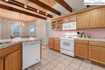 114 Little Sugar Lane, Sugar Mountain, NC 28604 - Photo 13