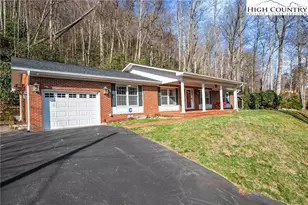 2243 Broadstone Rd, Banner Elk, NC 28604 - Photo 7