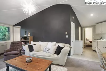 560 Laurel Ridge Road, Banner Elk, NC 28604 - Photo 3