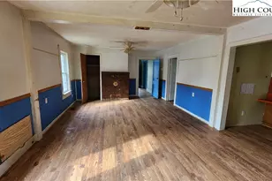 3490 US 70 E Hwy, Marion, NC 28752 - Photo 9