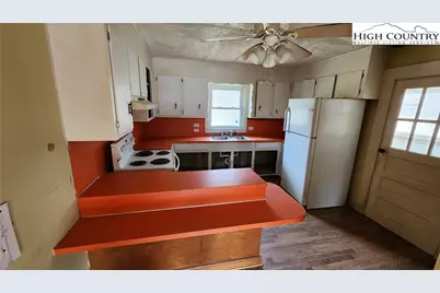 3490 US 70 E Highway, Marion, NC 28752 - Photo 15