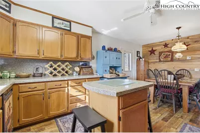 323 Sugar Tree Lane, Sugar Mountain, NC 28604 - Photo 15