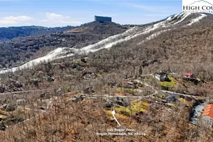 323 Sugar Tree Ln, Sugar Mountain, NC 28604 - Photo 3