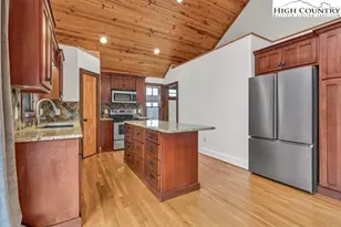 510 Ransom St, Blowing Rock, NC 28605 - Photo 15