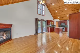 510 Ransom St, Blowing Rock, NC 28605 - Photo 11