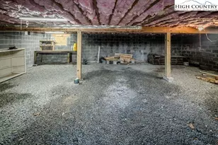 102 N Hickory Ln, Beech Mountain, NC 28604 - Photo 21